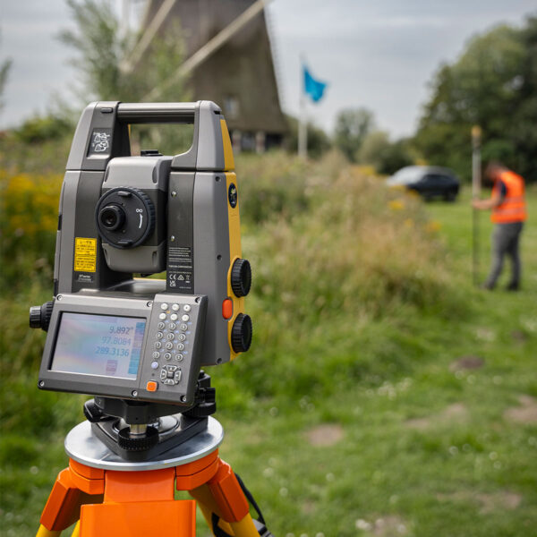 Topcon tachimetr gt 1500